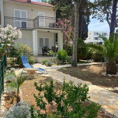 Holiday Home Nova Novalja Exterior photo